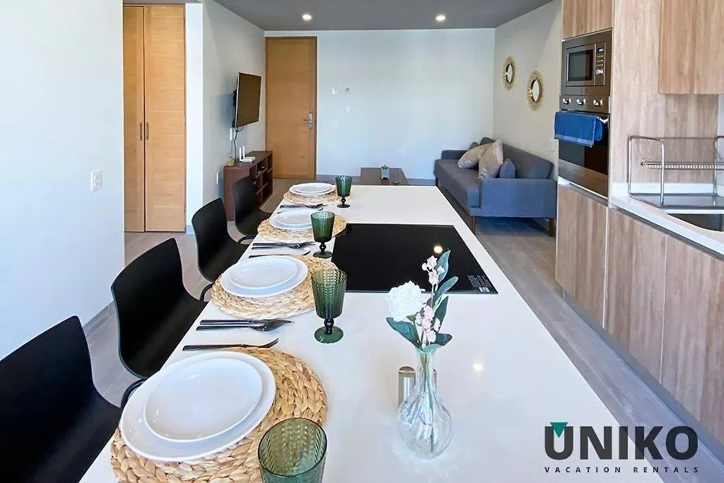 Apartment 1 Block To The Beach 2Br 6Pax Rooftop Pool King Bed Playa del Carmen