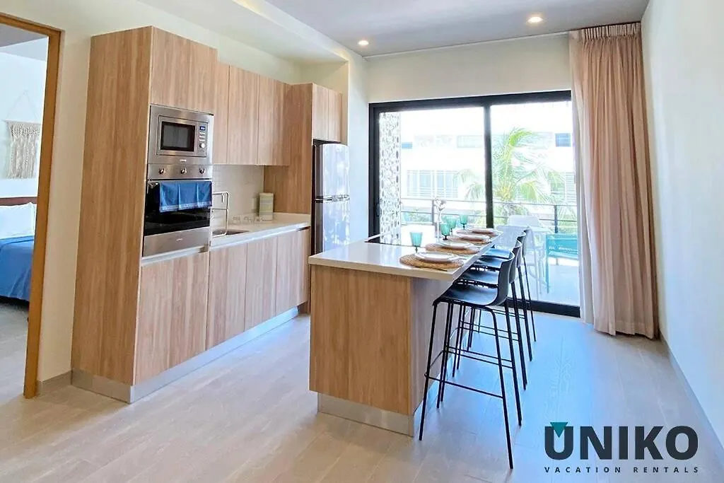 Apartment 1 Block To The Beach 2Br 6Pax Rooftop Pool King Bed Playa del Carmen