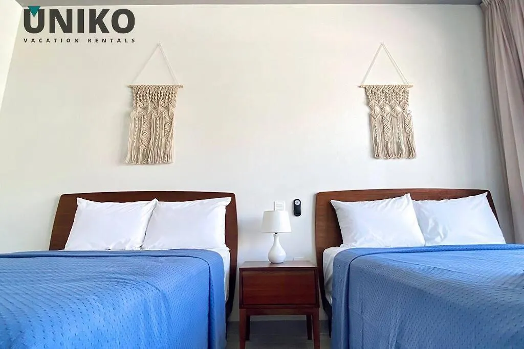 Apartment 1 Block To The Beach 2Br 6Pax Rooftop Pool King Bed Playa del Carmen Mexico