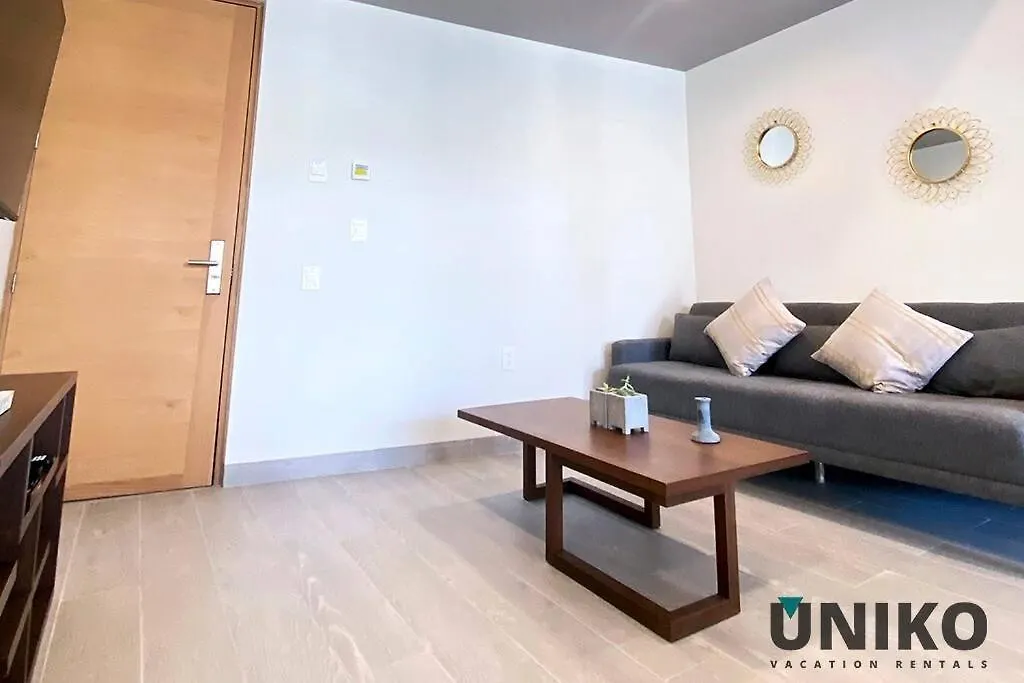 1 Block To The Beach 2Br 6Pax Rooftop Pool King Bed Playa del Carmen Mexico