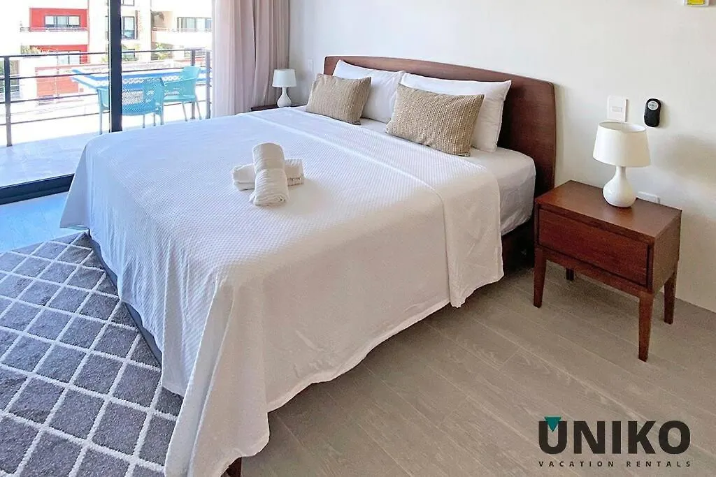 Apartment 1 Block To The Beach 2Br 6Pax Rooftop Pool King Bed Playa del Carmen Mexico