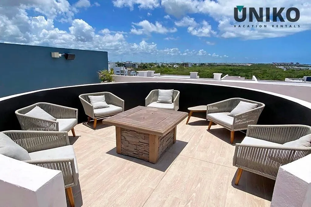 1 Block To The Beach 2Br 6Pax Rooftop Pool King Bed Playa del Carmen